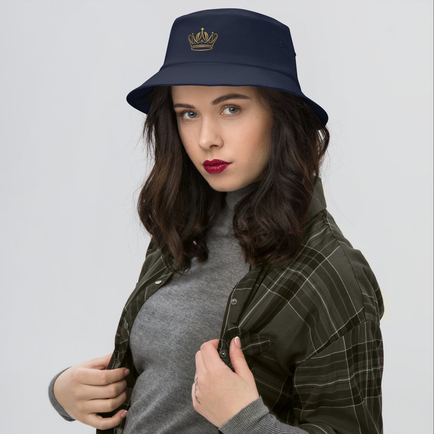 Old School Bucket Hat – Embroidered Vintage Style