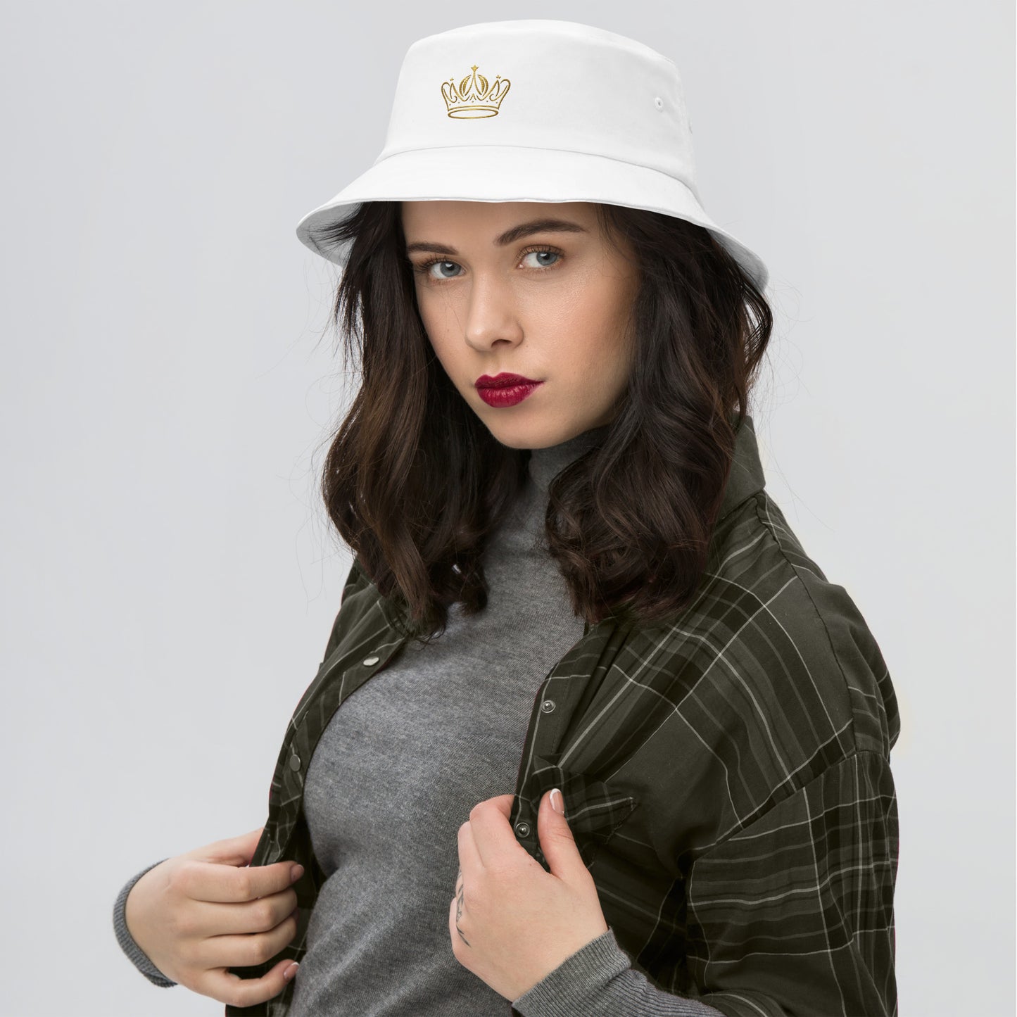 Old School Bucket Hat – Embroidered Vintage Style